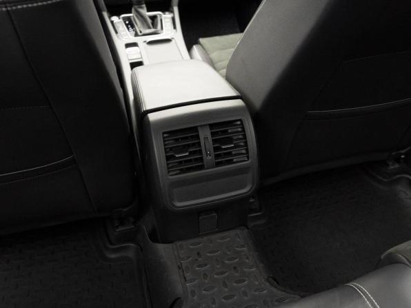 Volkswagen Passat B8 Рестайлинг с пробегом 2021 года, цена 2 450 000 рублей, 102773 км, седан, Автокод Объявления