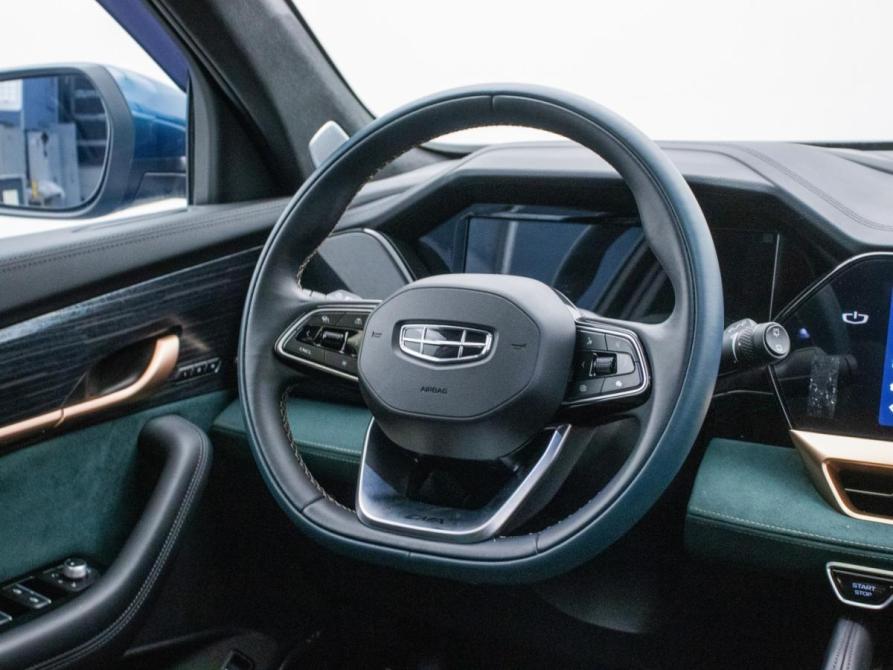Geely Monjaro I Москва  - изображение 15
