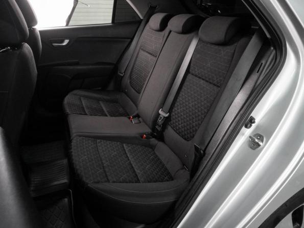 Kia Rio IV (Global market) с пробегом 2018 года, цена 1 049 000 рублей, 162445 км, хэтчбек, Автокод Объявления
