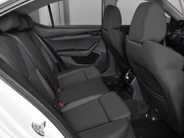 Skoda Octavia IV (A8) с пробегом 2021 года, цена 2 511 548 рублей, 80691 км, лифтбек, Автокод Объявления