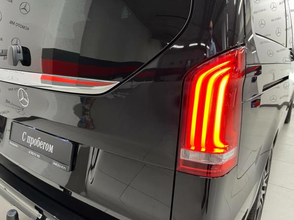 Mercedes-Benz V-Класс III (W447) Рестайлинг с пробегом 2021 года, цена 10 000 000 рублей, 22700 км, минивэн, Автокод Объявления