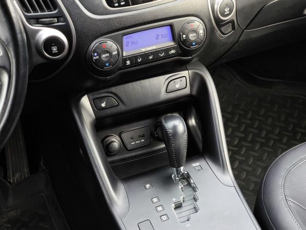 Hyundai ix35 I с пробегом 2012 года, цена 1 235 000 рублей, 100468 км, внедорожник, Автокод Объявления