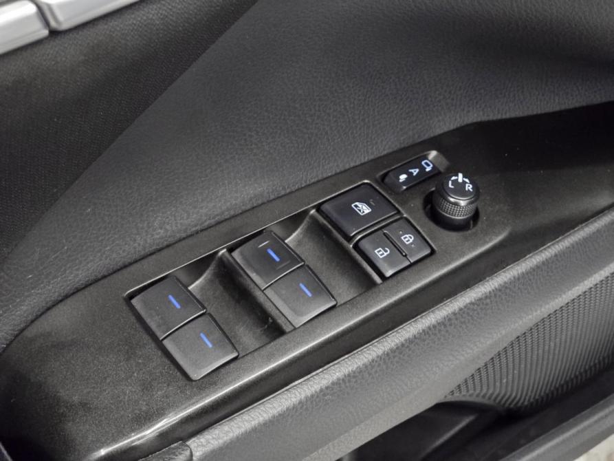 Toyota Camry VIII (XV70) Рестайлинг Красноярск  - изображение 19
