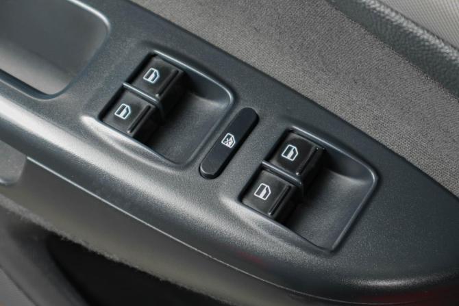 Skoda Octavia II (A5) Рестайлинг с пробегом 2011 года, цена 729 000 рублей, 303000 км, лифтбек, Автокод Объявления