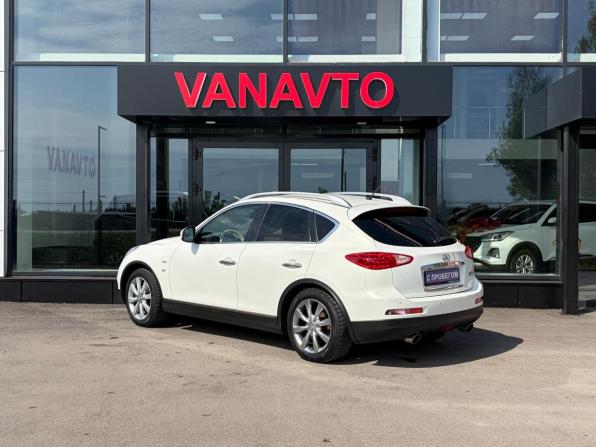 Infiniti QX50 I с пробегом 2013 года, цена 1 670 000 рублей, 169800 км, внедорожник, Автокод Объявления