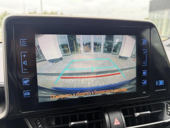 Toyota C-HR I с пробегом 2018 года, цена 1 990 000 рублей, 90577 км, внедорожник, Автокод Объявления