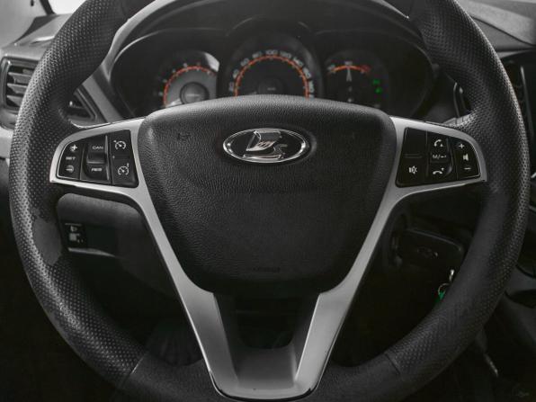 Lada (ВАЗ) Vesta I с пробегом 2020 года, цена 925 000 рублей, 122316 км, седан, Автокод Объявления