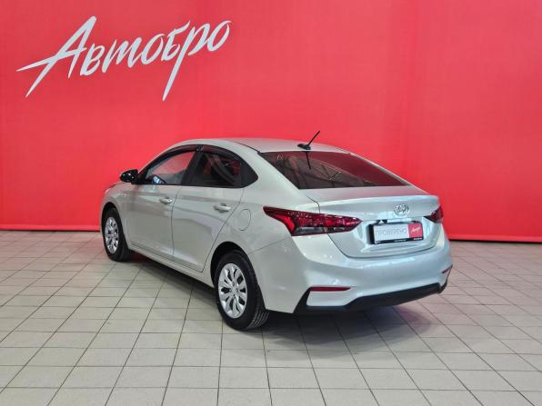 Hyundai Solaris II с пробегом 2019 года, цена 1 275 000 рублей, 113700 км, седан, Автокод Объявления
