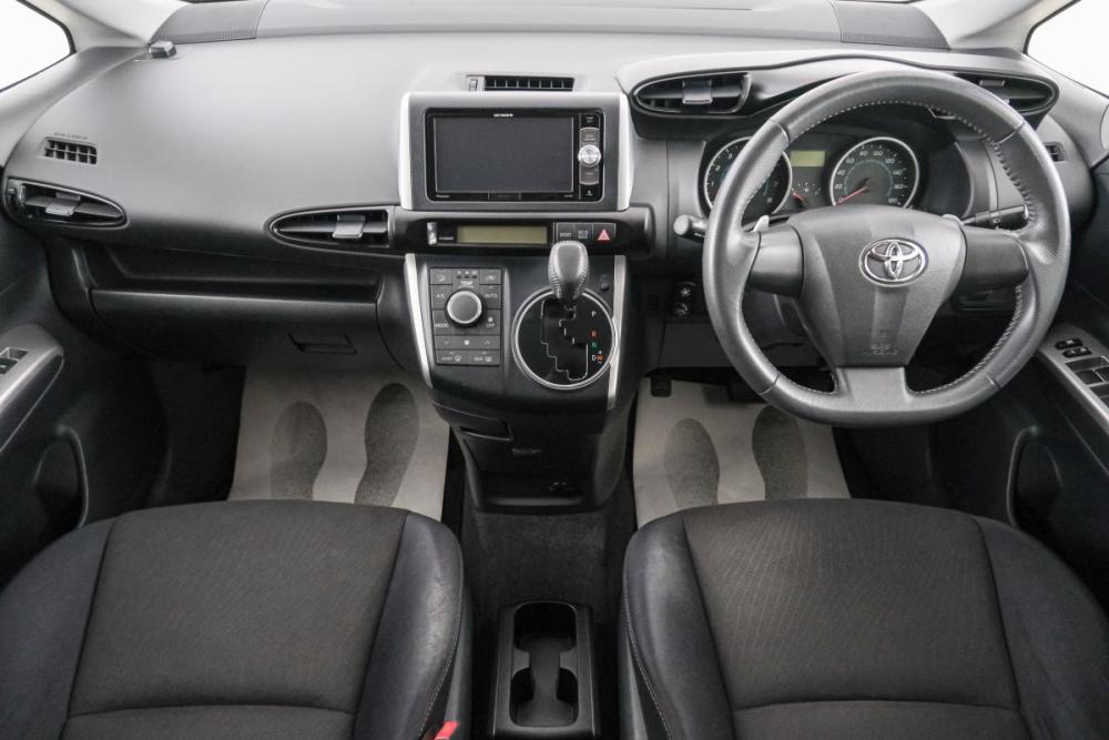 Toyota Wish II Красноярск  - изображение 11