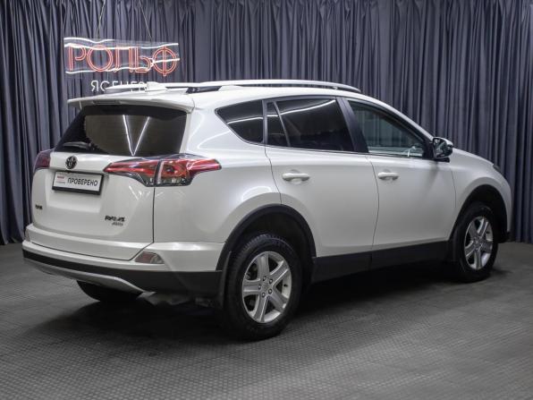Toyota RAV4 IV (XA40) Рестайлинг с пробегом 2018 года, цена 2 149 000 рублей, 209573 км, внедорожник, Автокод Объявления