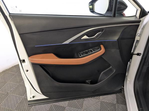 Omoda C5 I с пробегом 2022 года, цена 1 700 000 рублей, 26282 км, внедорожник, Автокод Объявления