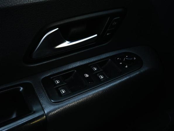 Volkswagen Amarok I с пробегом 2013 года, цена 1 819 000 рублей, 211205 км, offers.body_type.unknown, Автокод Объявления