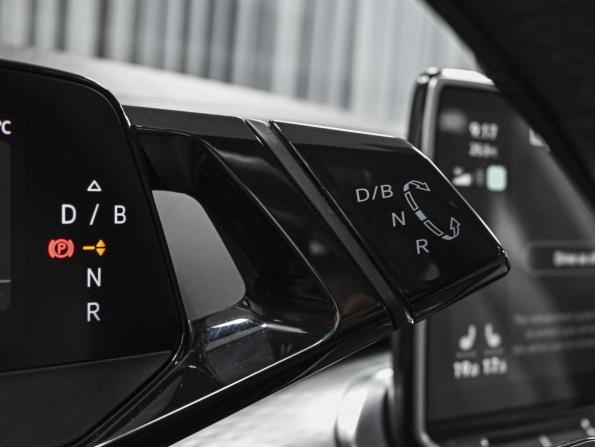 Volkswagen ID.6 с пробегом 2022 года, цена 4 079 000 рублей, 20872 км, внедорожник, Автокод Объявления