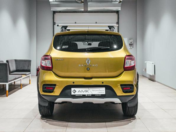 Renault Sandero II с пробегом 2017 года, цена 854 137 рублей, 184524 км, хэтчбек, Автокод Объявления