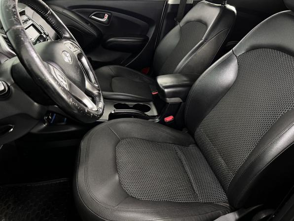 Hyundai ix35 I с пробегом 2011 года, цена 1 200 000 рублей, 309155 км, внедорожник, Автокод Объявления