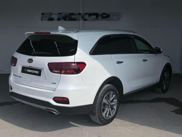 Kia Sorento III Prime Рестайлинг с пробегом 2018 года, цена 2 899 000 рублей, 93000 км, внедорожник, Автокод Объявления