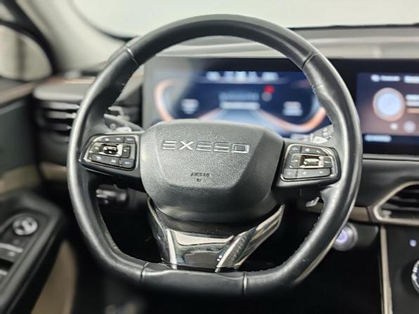 Exeed TXL I Рестайлинг с пробегом 2022 года, цена 1 685 000 рублей, 92715 км, внедорожник, Автокод Объявления