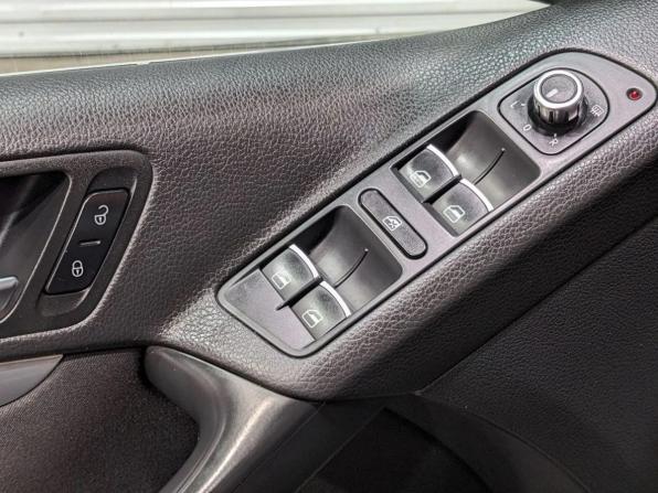 Volkswagen Tiguan I Рестайлинг с пробегом 2012 года, цена 1 095 000 рублей, 279700 км, внедорожник, Автокод Объявления