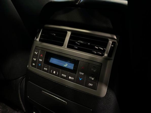 Lexus LX III Рестайлинг с пробегом 2014 года, цена 4 050 000 рублей, 202460 км, внедорожник, Автокод Объявления