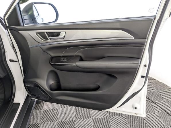 Haval M6 II с пробегом 2024 года, цена 1 800 000 рублей, 26831 км, внедорожник, Автокод Объявления