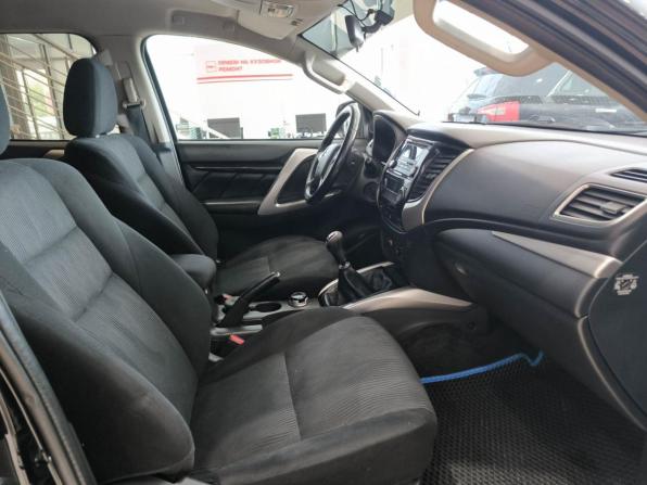 Mitsubishi Pajero Sport III с пробегом 2017 года, цена 2 350 000 рублей, 274810 км, внедорожник, Автокод Объявления