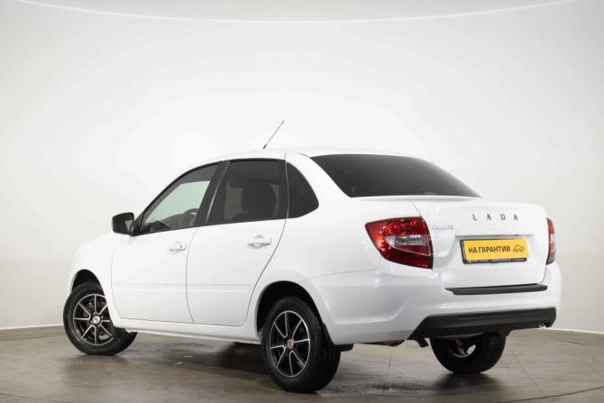 Lada (ВАЗ) Granta I Рестайлинг с пробегом 2022 года, цена 649 000 рублей, 165290 км, седан, Автокод Объявления