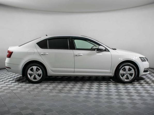 Skoda Octavia III (A7) Рестайлинг с пробегом 2018 года, цена 1 770 000 рублей, 204747 км, лифтбек, Автокод Объявления