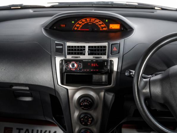 Toyota Vitz II (XP90) с пробегом 2009 года, цена 660 000 рублей, 97115 км, хэтчбек, Автокод Объявления