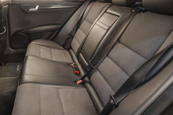 Mercedes-Benz C-Класс III (W204) Рестайлинг с пробегом 2013 года, цена 1 729 000 рублей, 291210 км, седан, Автокод Объявления