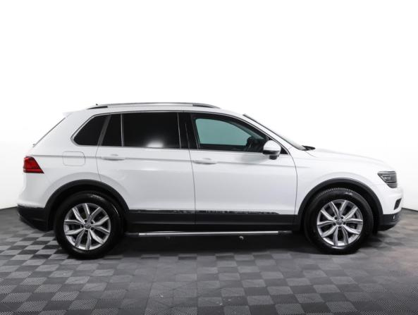 Volkswagen Tiguan II с пробегом 2018 года, цена 3 088 000 рублей, 50058 км, внедорожник, Автокод Объявления