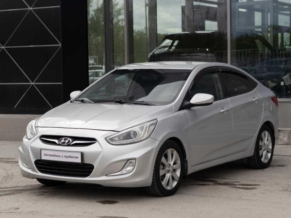 Hyundai Solaris I с пробегом 2013 года, цена 730 000 рублей, 210002 км, седан, Автокод Объявления