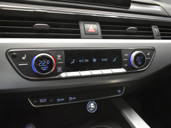 Audi A4 V (B9) с пробегом 2016 года, цена 2 170 000 рублей, 140000 км, седан, Автокод Объявления