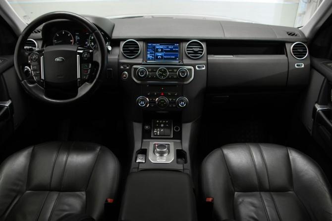 Land Rover Discovery IV Рестайлинг с пробегом 2015 года, цена 1 875 000 рублей, 297040 км, внедорожник, Автокод Объявления