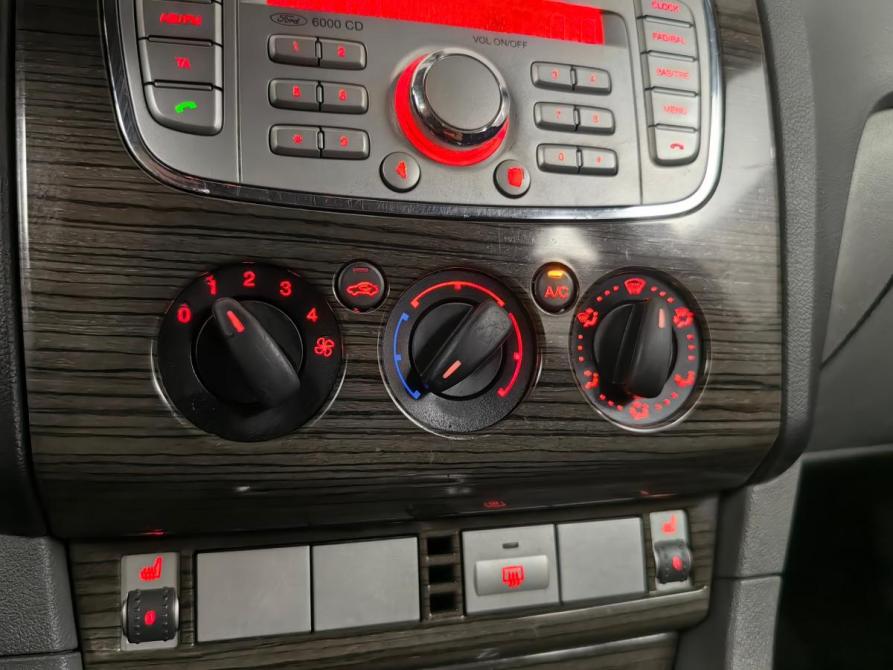 Ford Focus II Рестайлинг Москва  - изображение 18