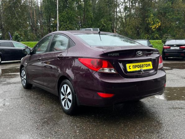 Hyundai Solaris I с пробегом 2012 года, цена 710 000 рублей, 155000 км, седан, Автокод Объявления