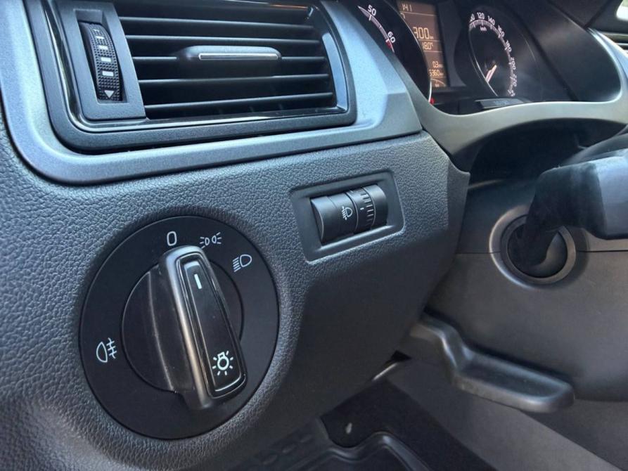Skoda Rapid I Рестайлинг Тверь  - изображение 8