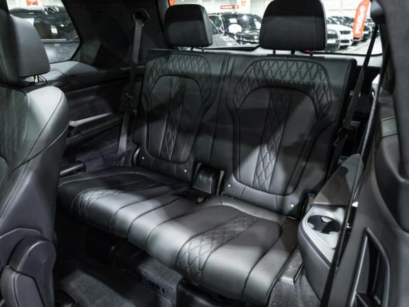 BMW X7 I (G07) Рестайлинг с пробегом 2023 года, цена 12 990 000 рублей, 6824 км, внедорожник, Автокод Объявления