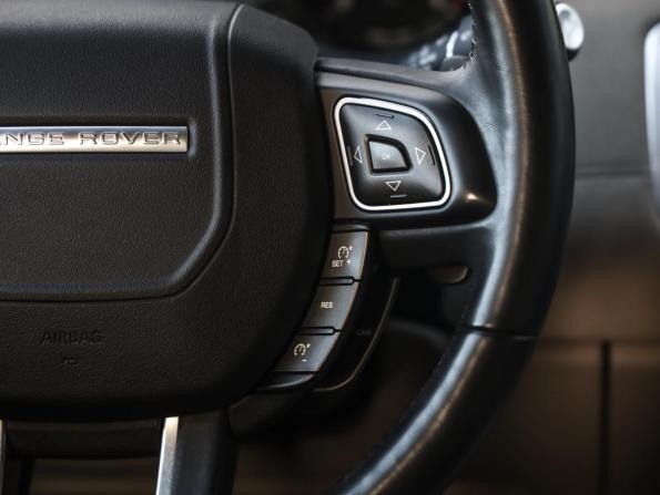 Land Rover Range Rover Evoque I Рестайлинг с пробегом 2018 года, цена 2 650 000 рублей, 89000 км, внедорожник, Автокод Объявления