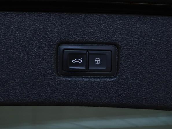 Audi Q7 II (4M) с пробегом 2015 года, цена 2 949 000 рублей, 254025 км, внедорожник, Автокод Объявления