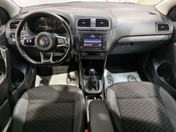 Volkswagen Polo V Рестайлинг с пробегом 2018 года, цена 1 015 000 рублей, 95219 км, седан, Автокод Объявления