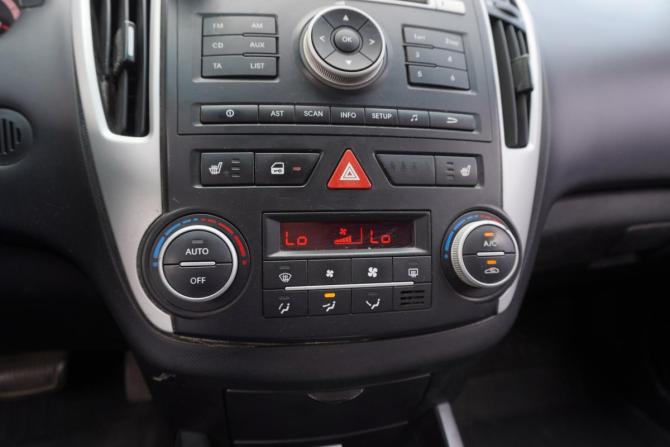Kia Ceed I Рестайлинг с пробегом 2011 года, цена 635 000 рублей, 286325 км, хэтчбек, Автокод Объявления