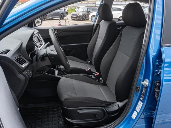 Hyundai Solaris II с пробегом 2019 года, цена 1 198 000 рублей, 130478 км, седан, Автокод Объявления