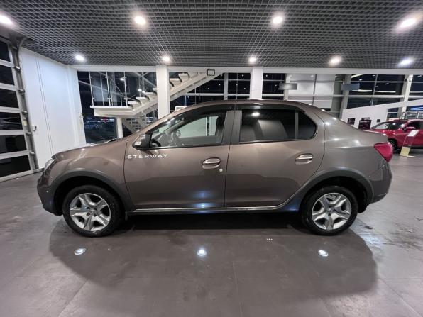 Renault Logan II Рестайлинг с пробегом 2019 года, цена 1 150 000 рублей, 116415 км, седан, Автокод Объявления