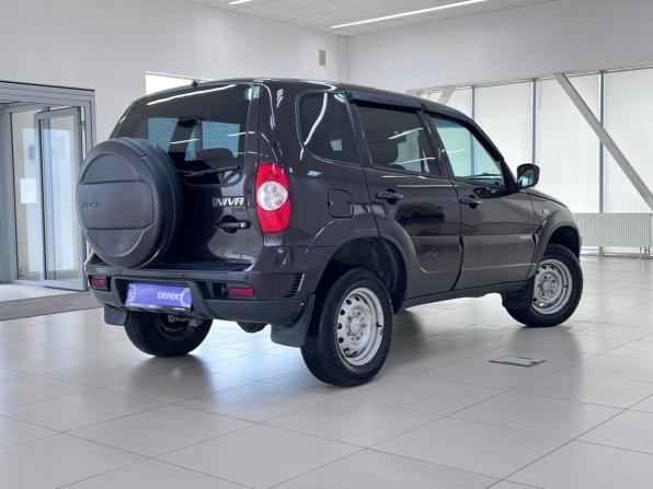 Chevrolet Niva I Рестайлинг с пробегом 2017 года, цена 760 000 рублей, 97727 км, внедорожник, Автокод Объявления