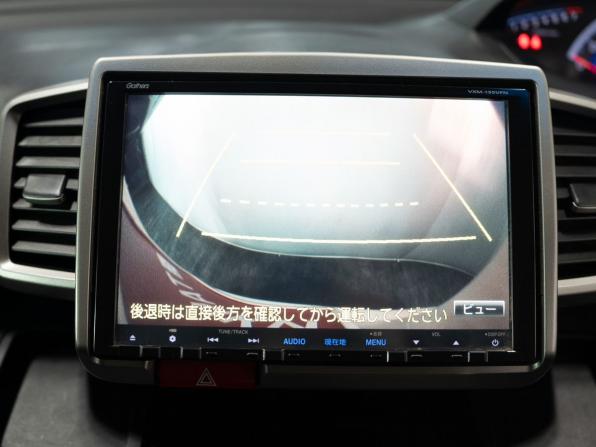 Honda Freed I Рестайлинг с пробегом 2012 года, цена 1 000 000 рублей, 157660 км, компактвэн, Автокод Объявления