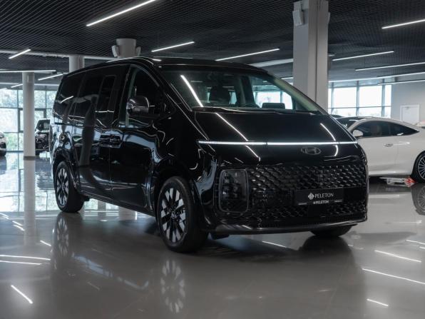 Hyundai Staria I с пробегом 2024 года, цена 5 750 000 рублей, 17350 км, минивэн, Автокод Объявления