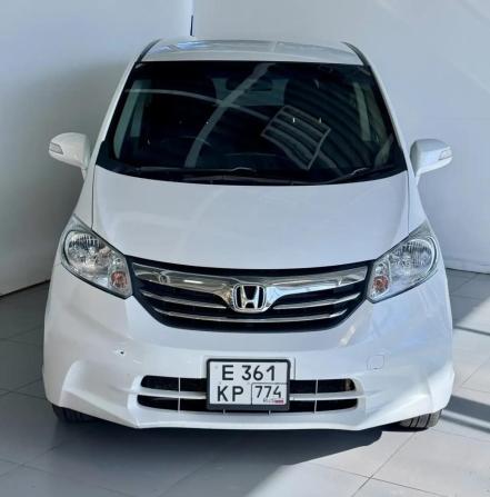 Honda Freed I Рестайлинг с пробегом 2012 года, цена 1 099 000 рублей, 208000 км, компактвэн, Автокод Объявления
