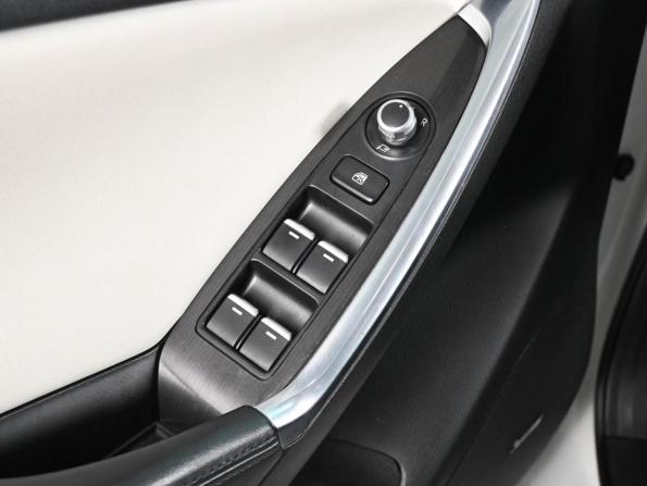Mazda CX-5 I Рестайлинг с пробегом 2015 года, цена 1 835 000 рублей, 119190 км, внедорожник, Автокод Объявления