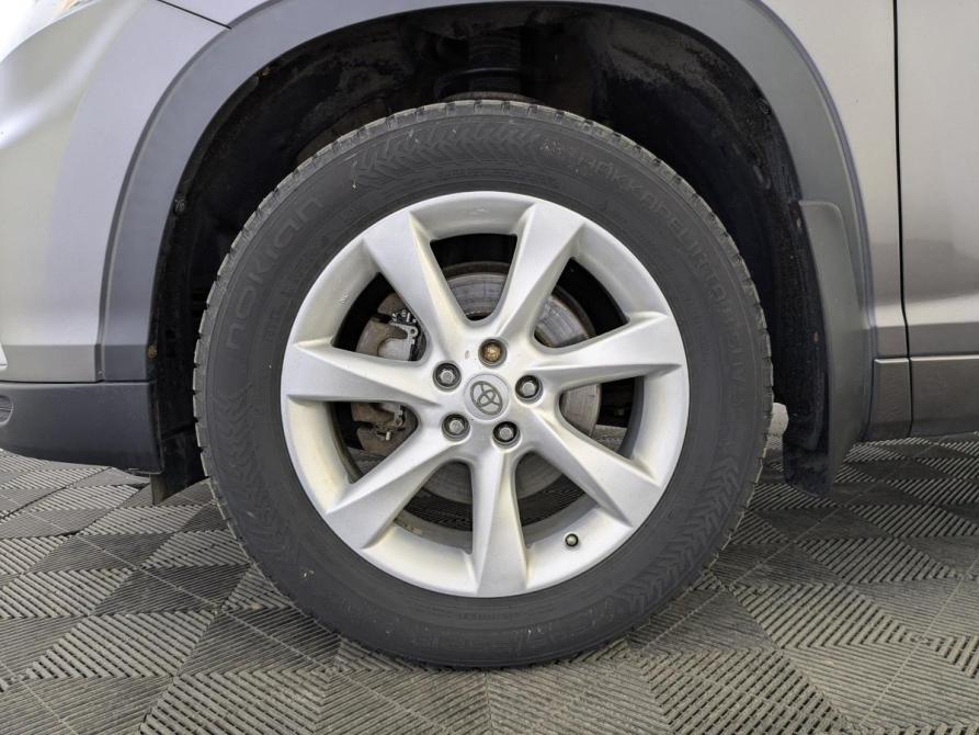 Toyota Highlander III (XU50) Москва  - изображение 12