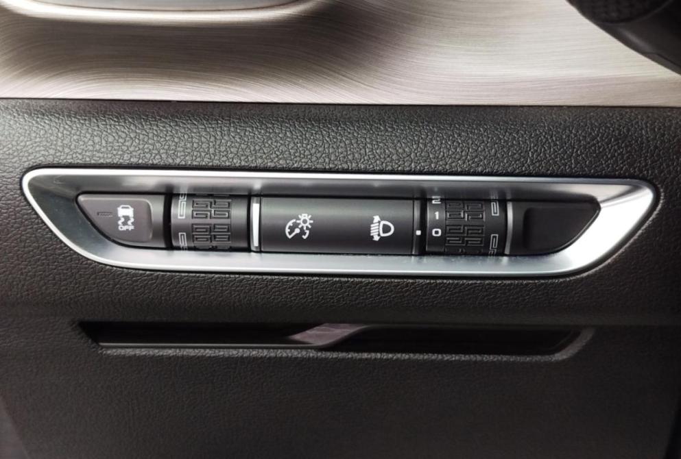 Geely Coolray I Саратов  - изображение 21